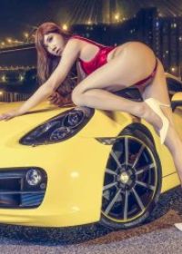 Обои девушки и авто