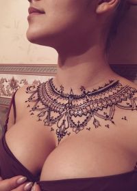 Мехенди хной