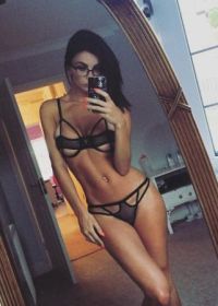 Селфи в кружевном белье