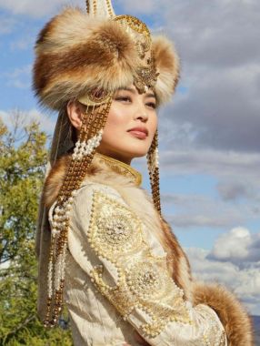 Тувинские красивые девушки