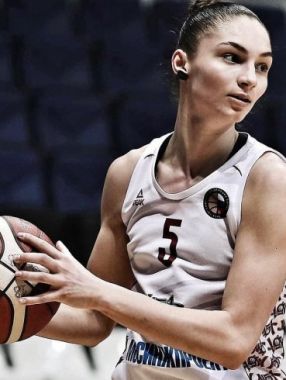 Алина баженова баскетбол