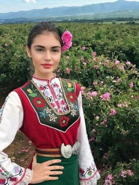 Румынка черты лица