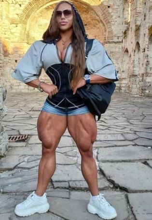 Сильные высокие женщины