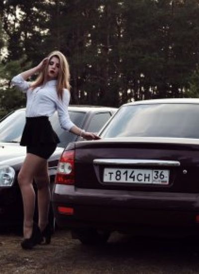 Девушка и приора