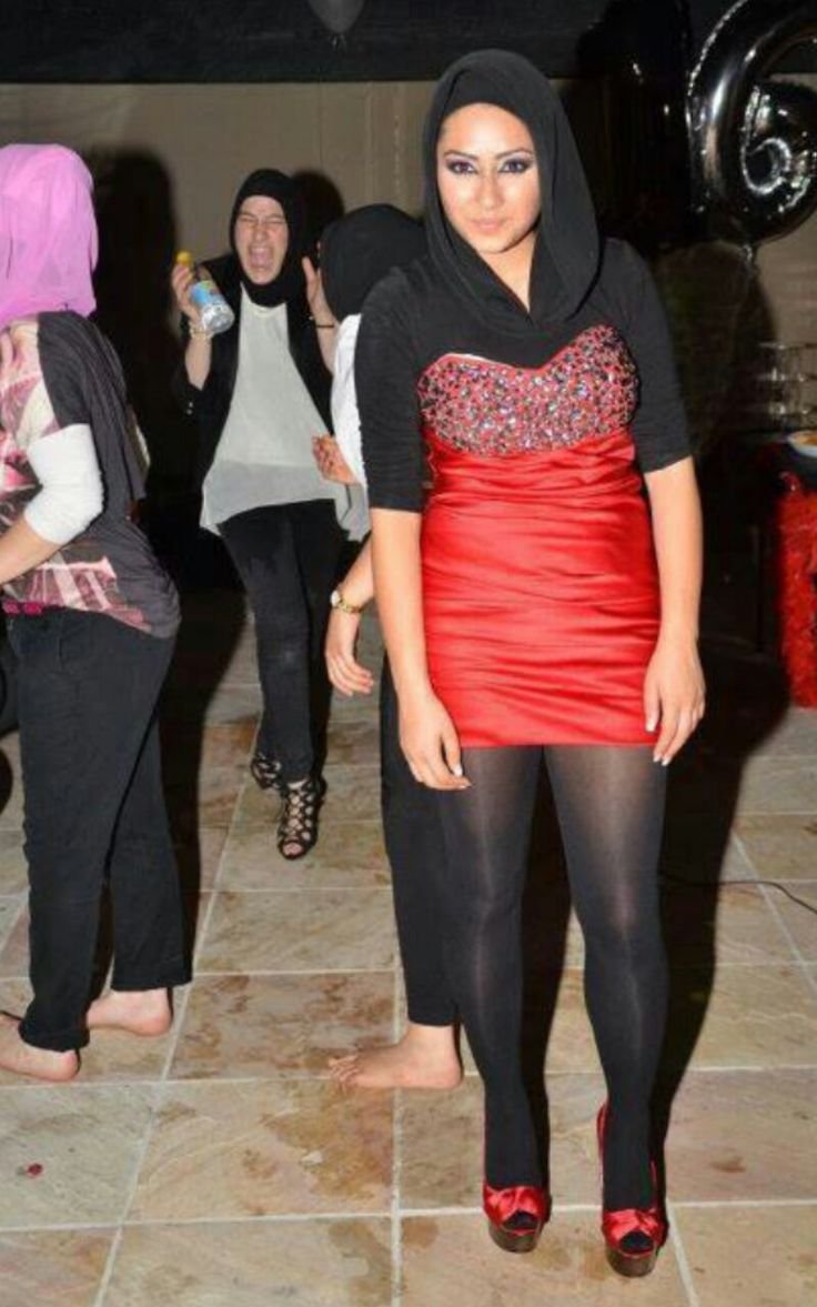 Арабские женщины в мини