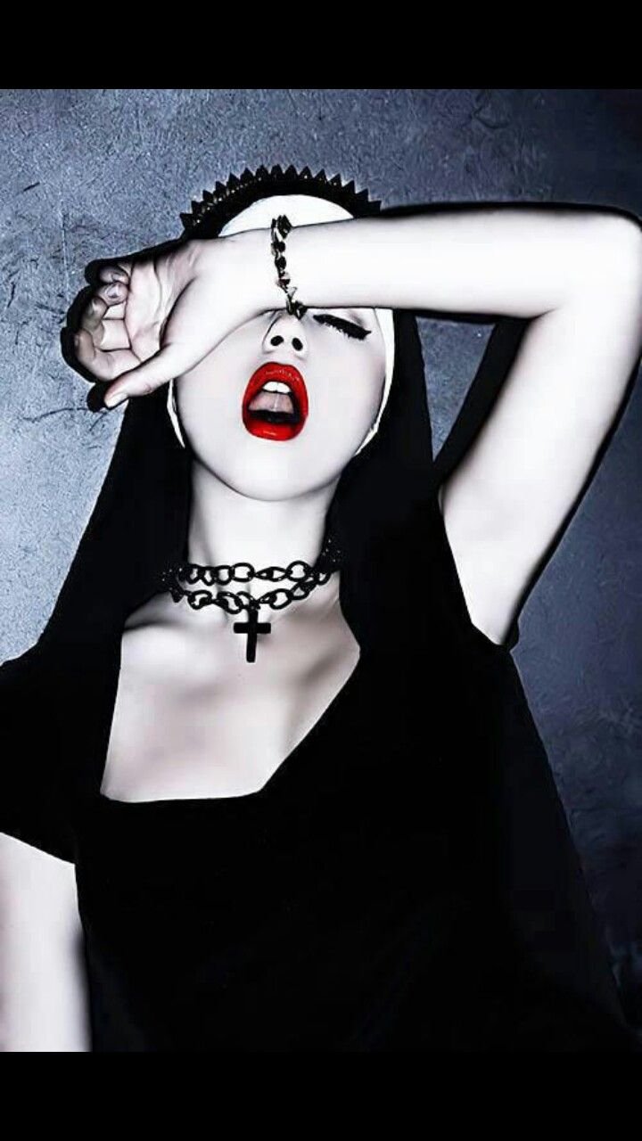 Beatriz Mariana монахиня