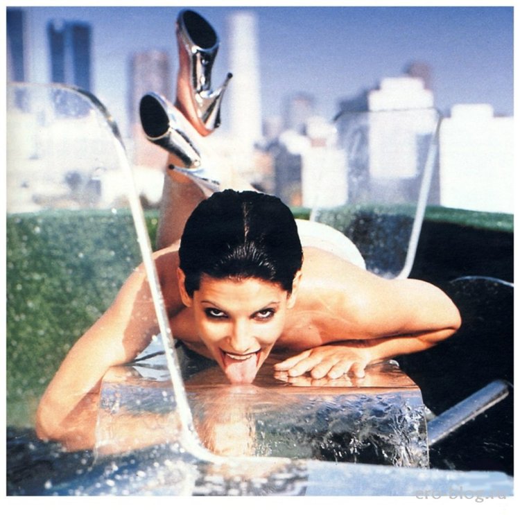 Сандра Буллок в молодости горячие