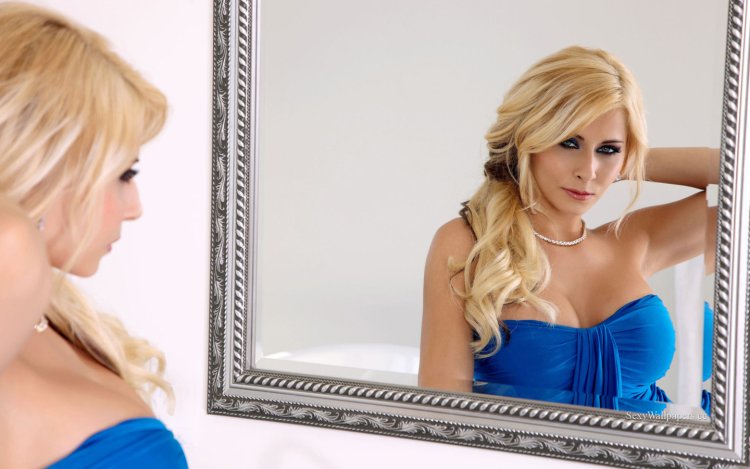 Мэдисон Айви блондинка