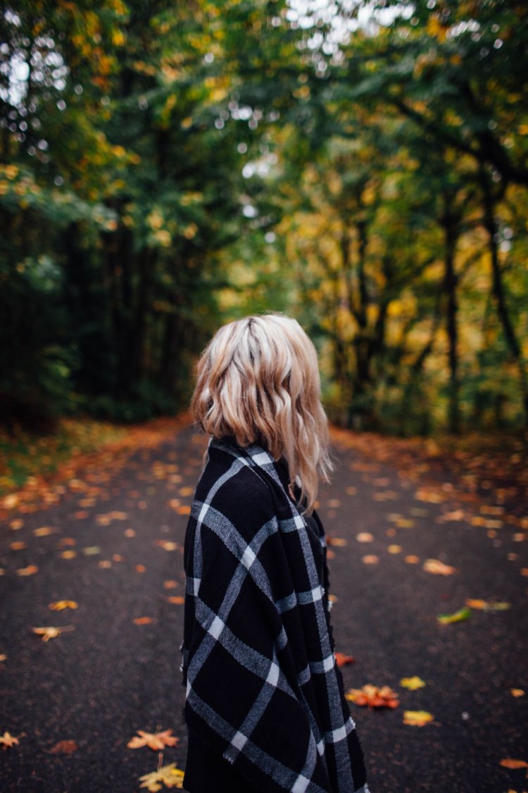 Осенняя фотосессия со спины