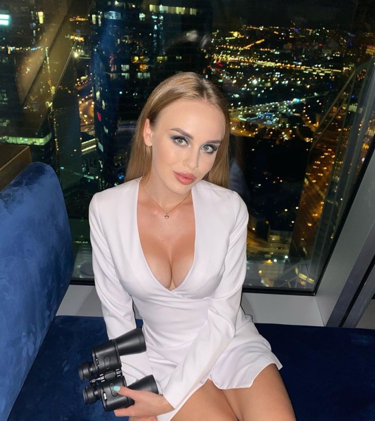 Эмми расс из Германии