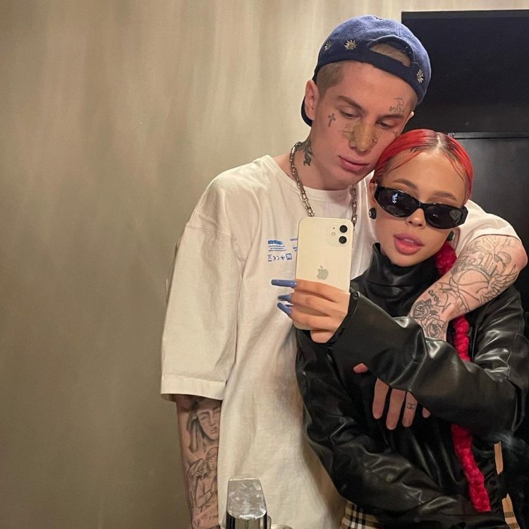 Аманда Элис v Mini