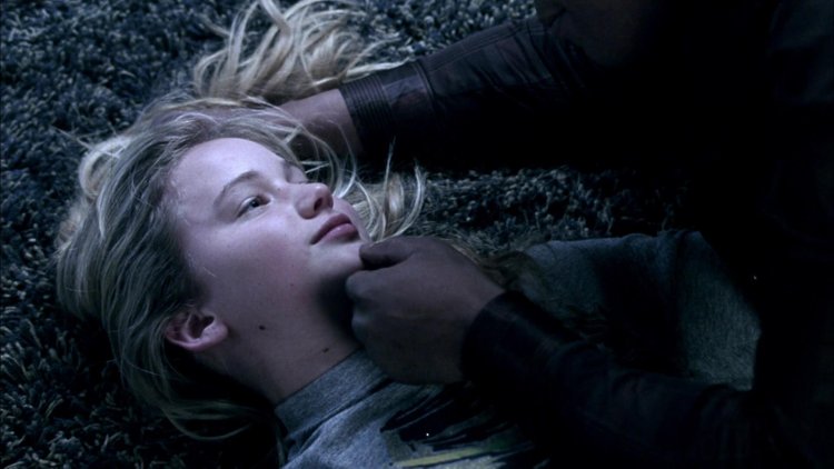 Дженнифер Лоуренс сцены насилия в фильмах