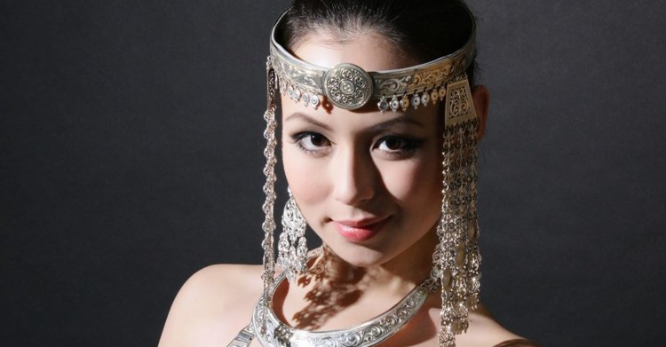 Даниэлла Ван монголка