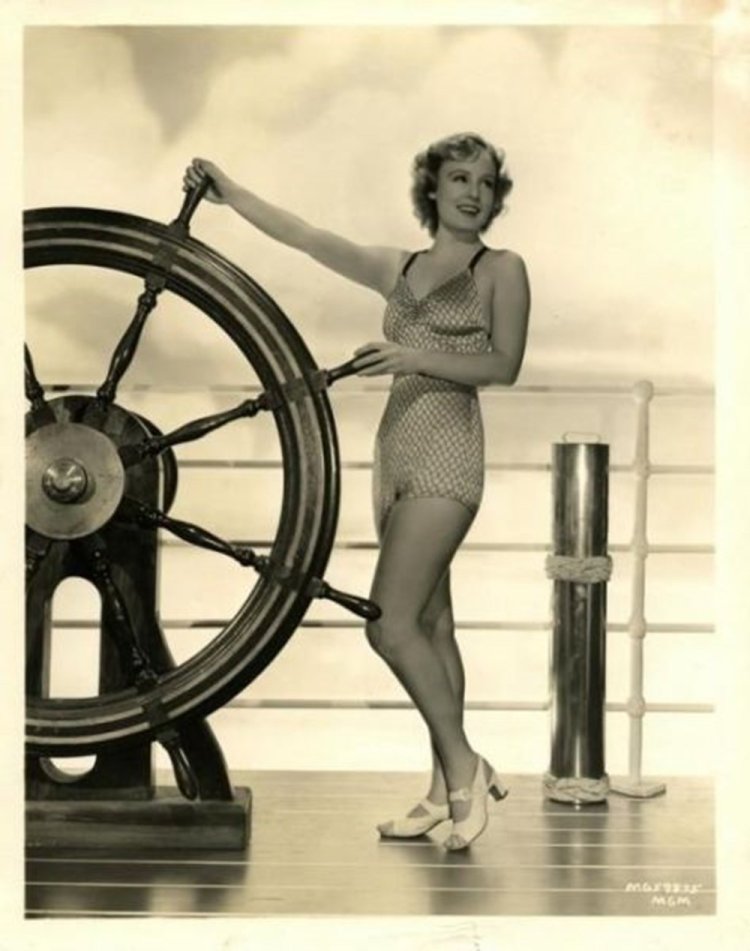 Кэрол Лэндис фигура