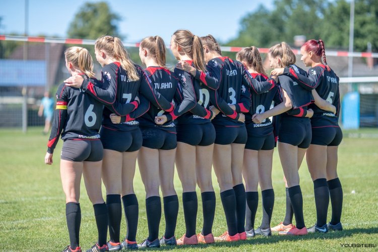 Команда девочек