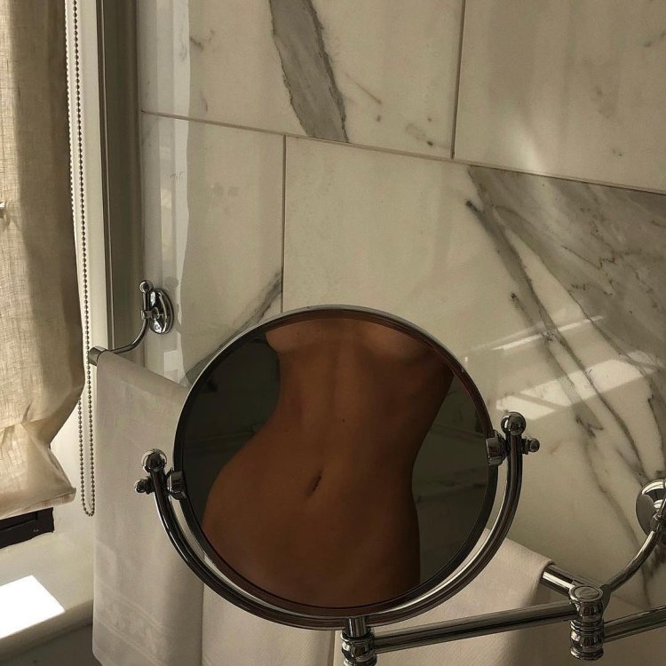 Эстетика женского тела в зеркале