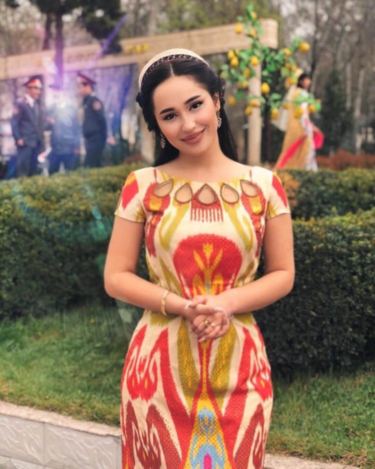 Красивые узбечки в купальниках