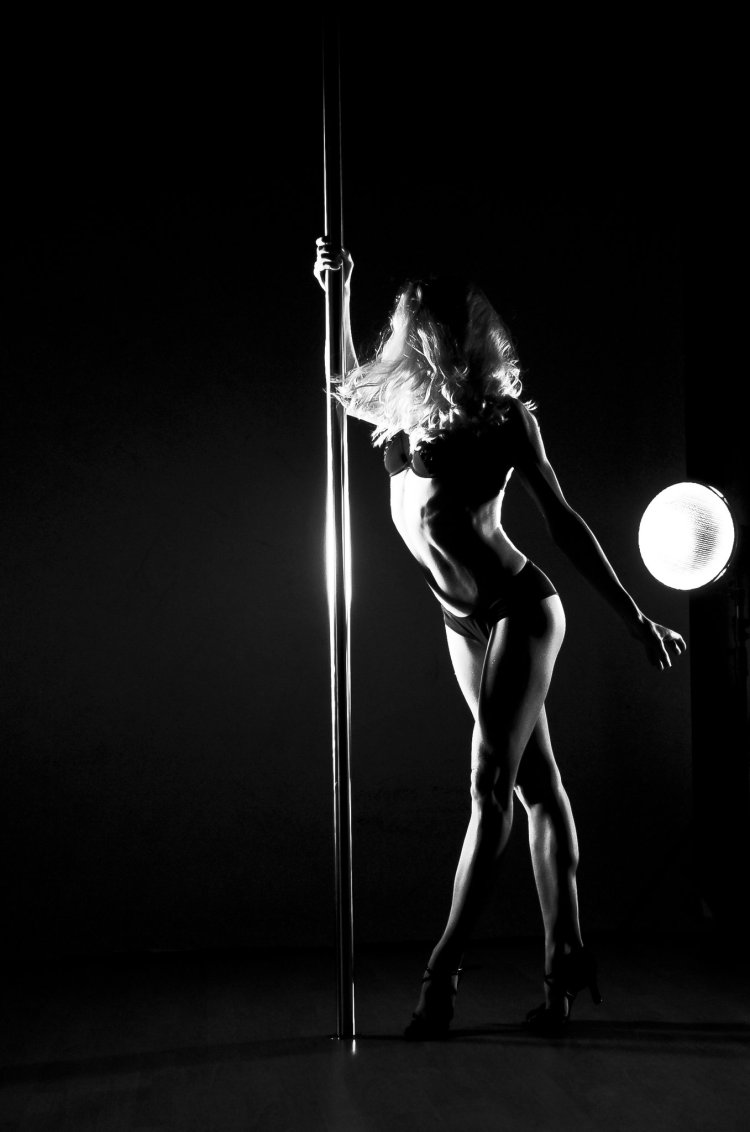 Тина Франк стриптизерша