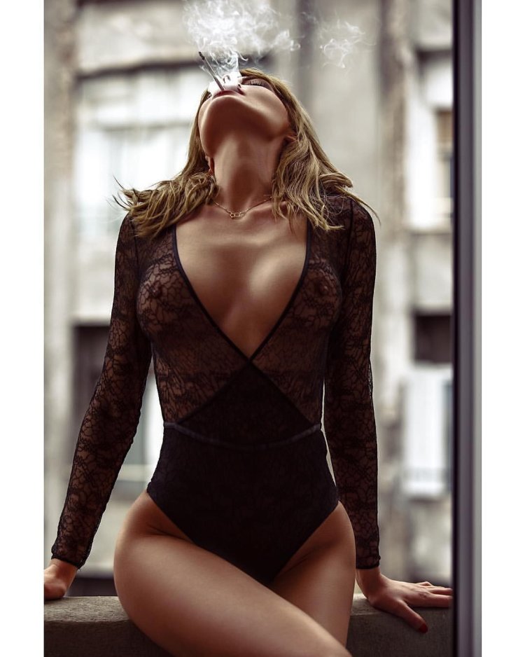 Кэндис Сванепул боди