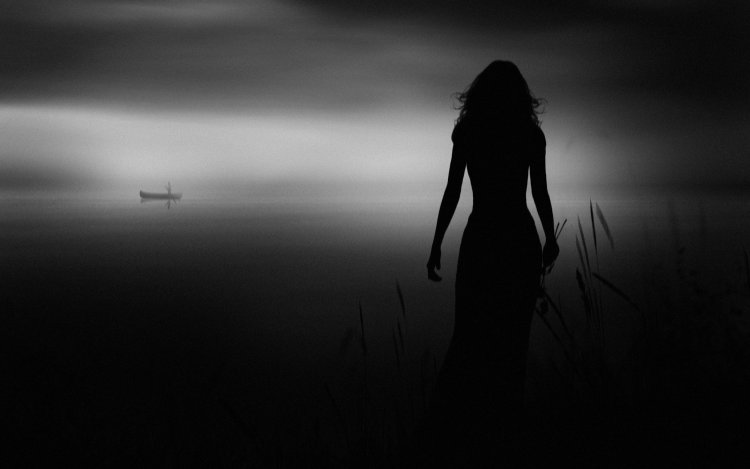 Тень девушки