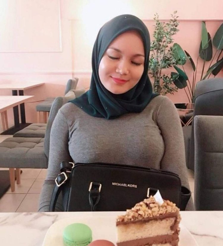 Девушки с большим бюстом в хиджабе