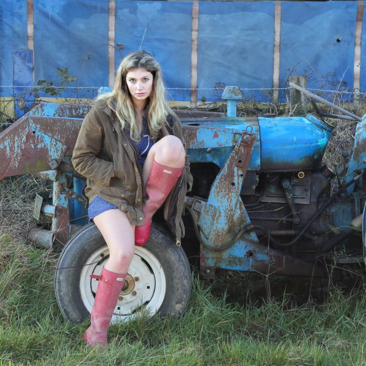 Колхозные девушки