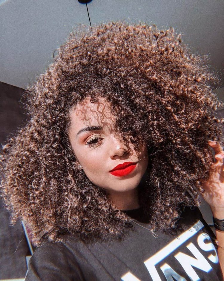 Афро кудри Шакира