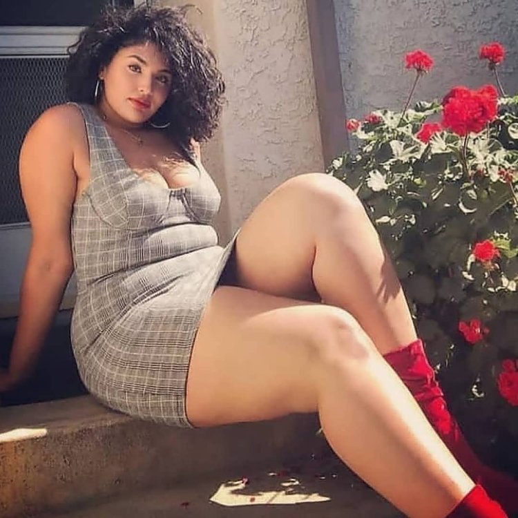 Пышные ноги