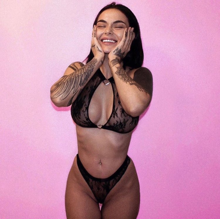 Камилла смог