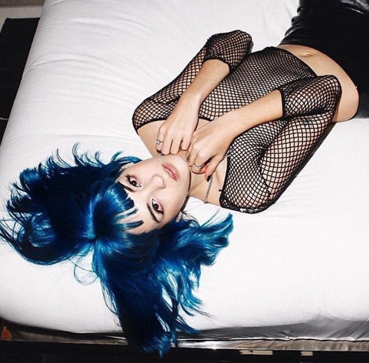 Синие волосы гранж