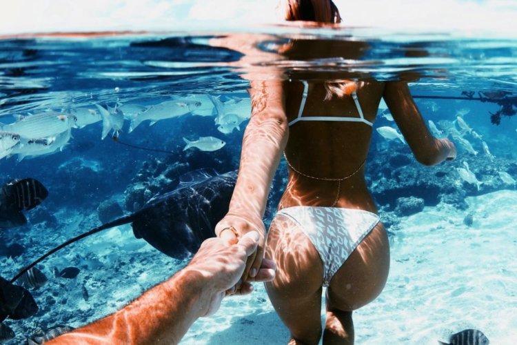 Бабы под водой