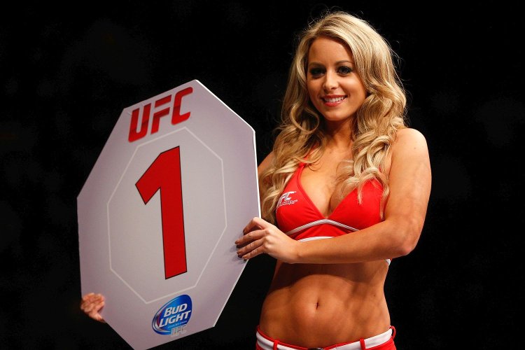 Карли Бэйкер UFC