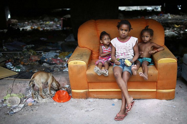 Бразилия фавелы дети