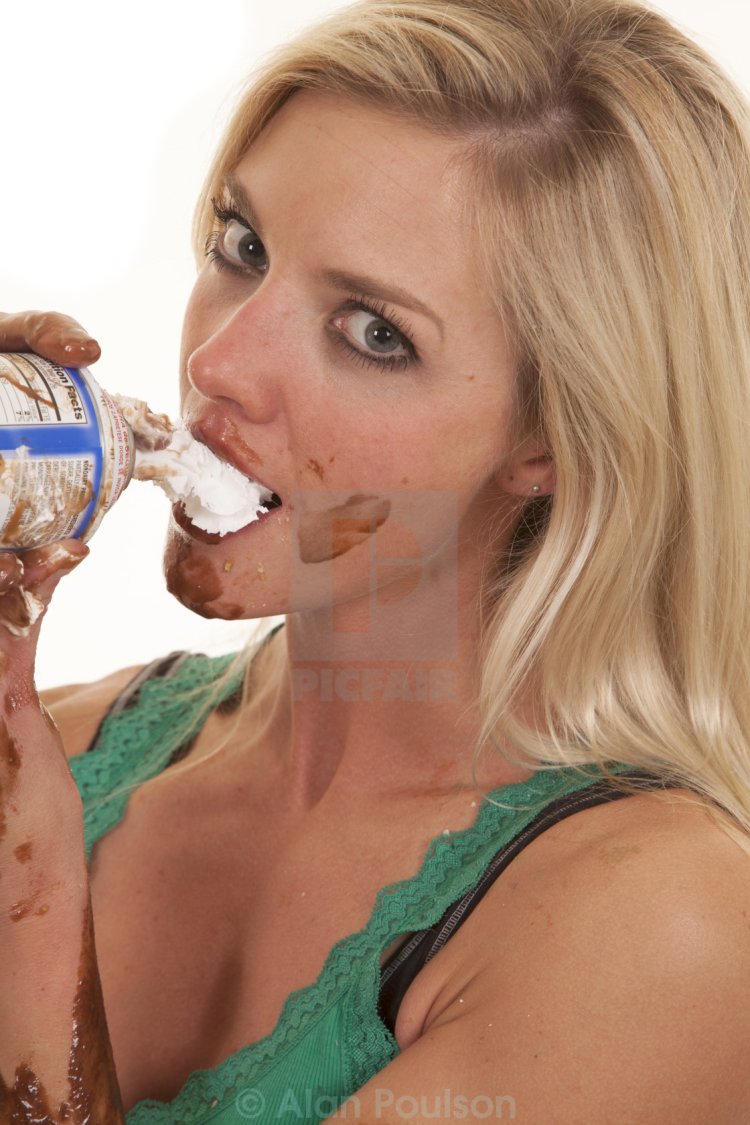 Молоко в рот