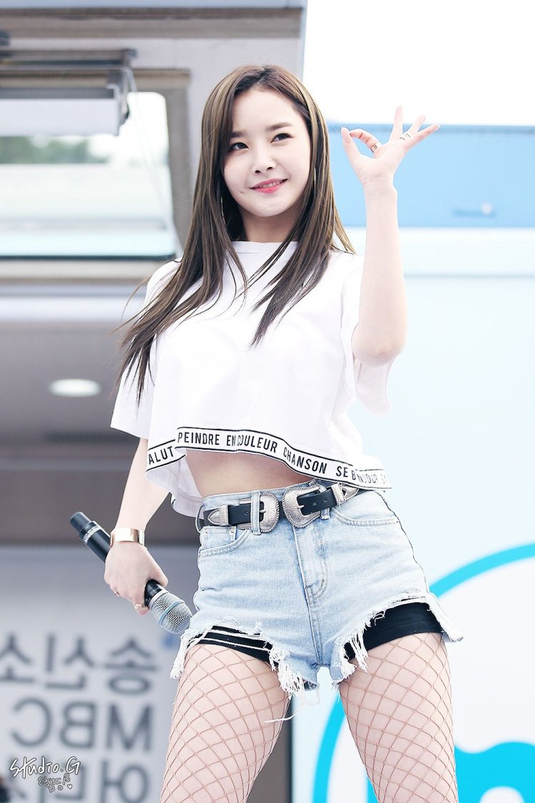 AOA Seolhyun мини