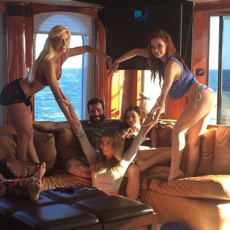 Американский миллионер Дэн Билзерян