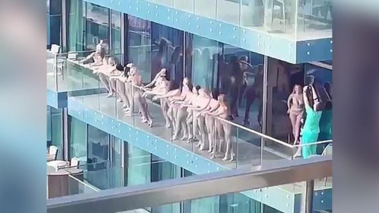 Голая фотосессия в Дубае