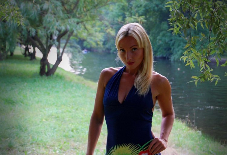 Девушку для серьезных отношений