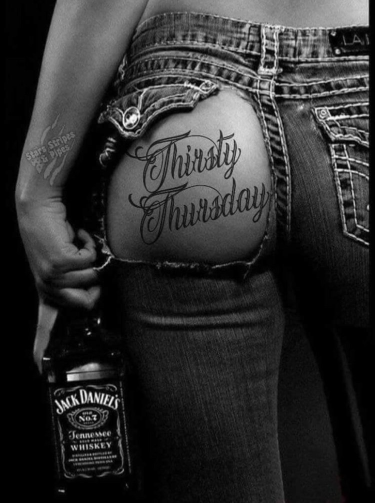 Девушка с алкоголем