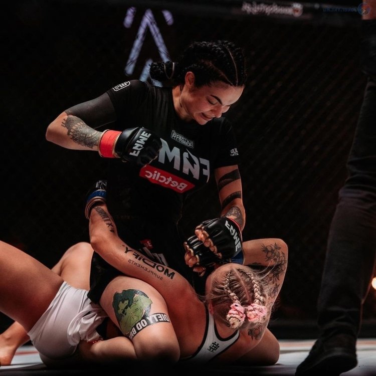 Остович боец UFC