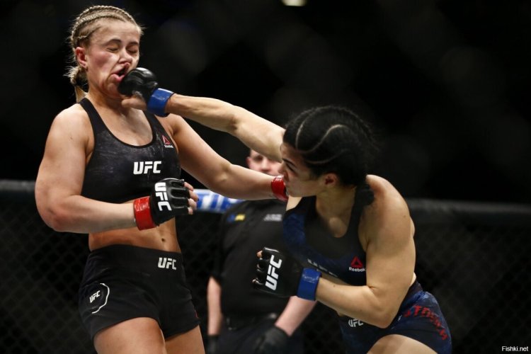 Звезда UFC пейдж Ванзант