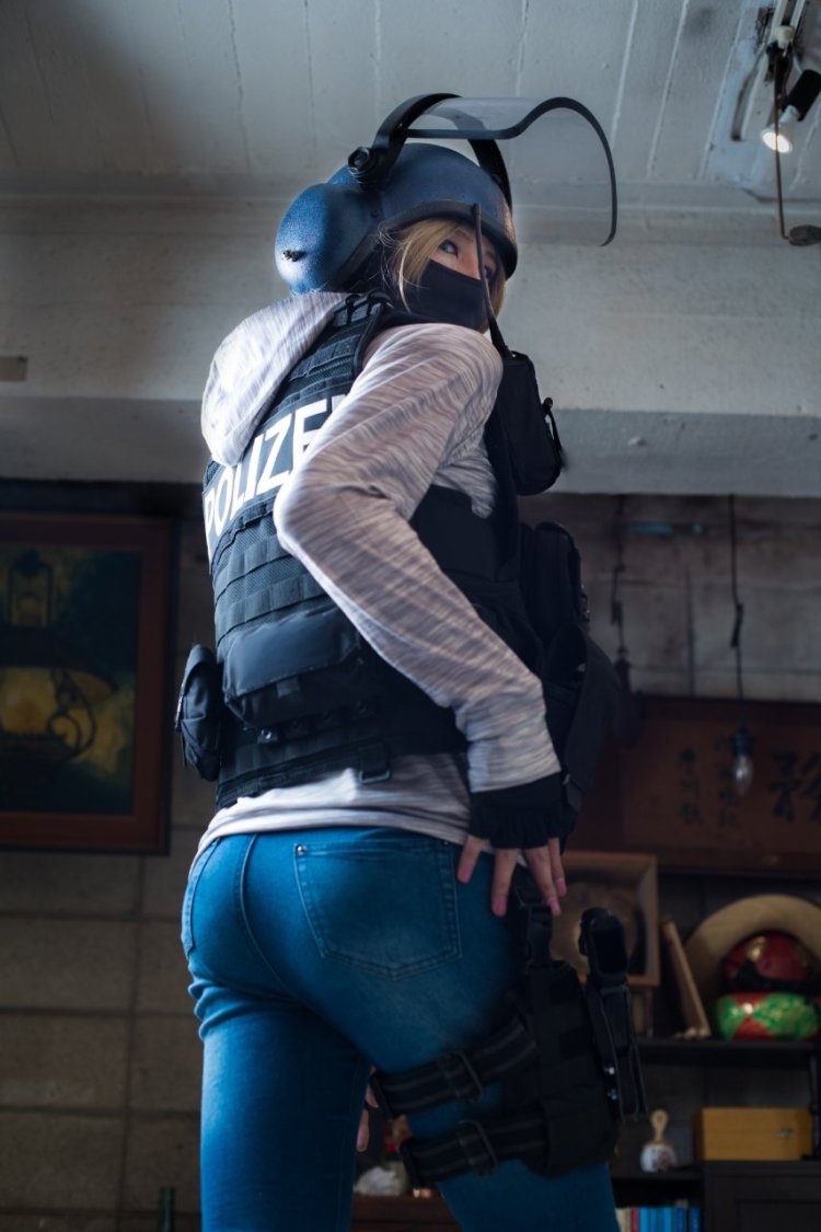 Rainbow six siege девушки