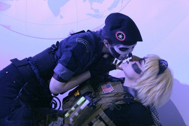 Caveira Rainbow Six Siege косплей