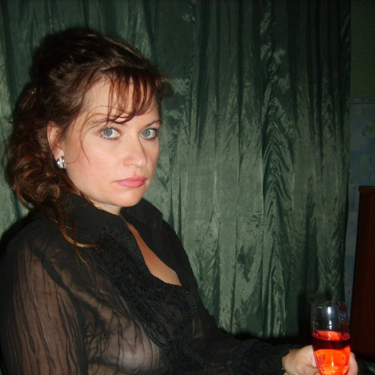 Частный фотоальбом женщины 40 лет