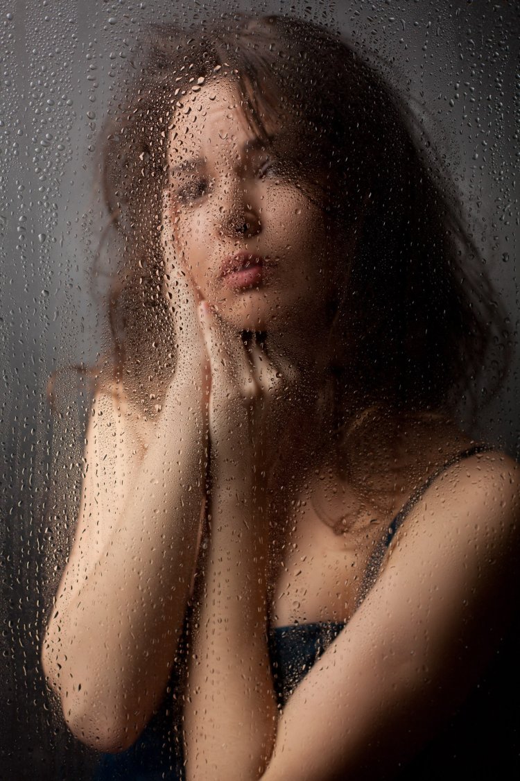 Девушка под дождем