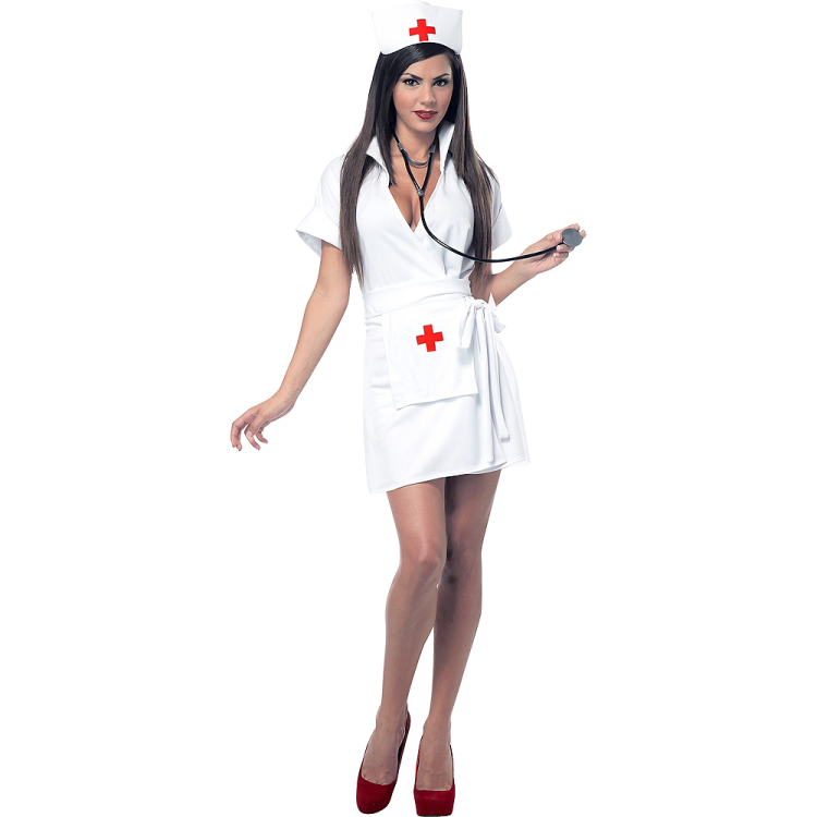 Эвелина блёданс в костюме медсестры