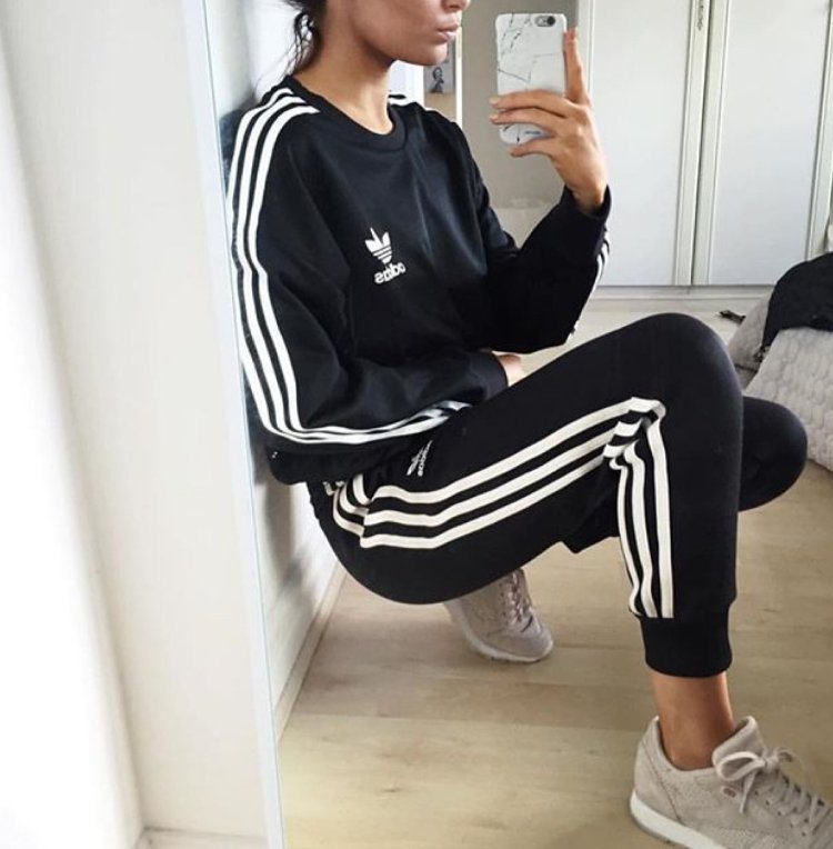 Спортивки адидас Эстетика