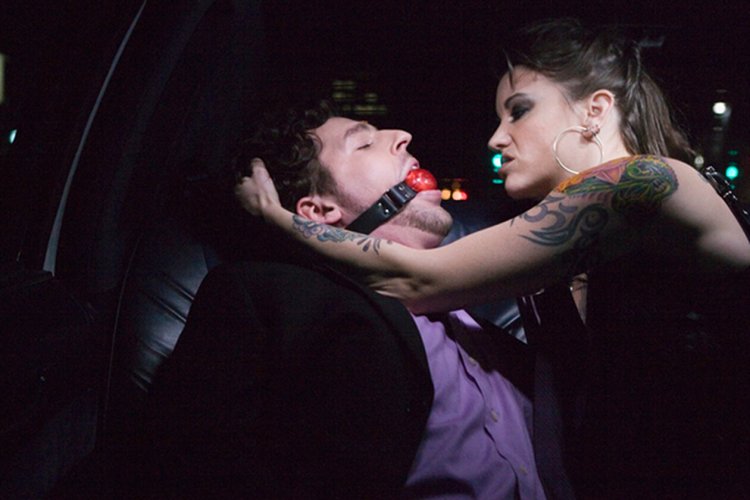 Связанные ноги