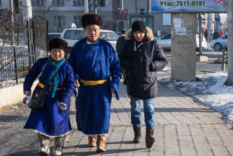 Монголы Улан Батор