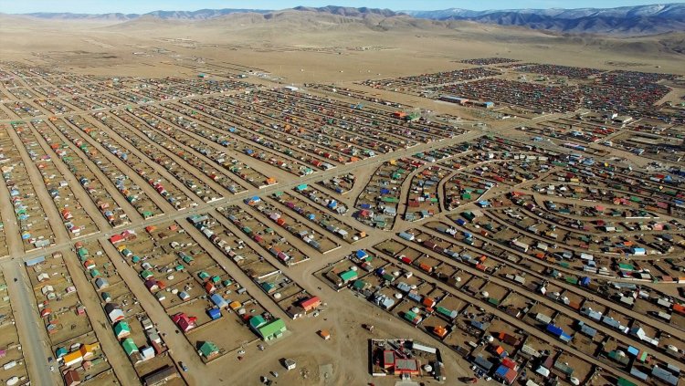 Монгольские девушки из соцсетей